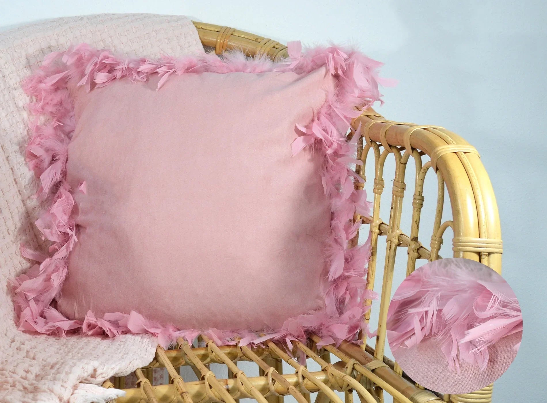Cojín Plumas Enrolladas Rosa 45*45cm