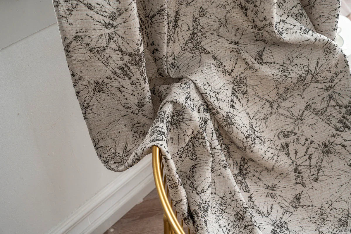 Cortina Jacquard Cinza com Borboletas em Linho Grosso 140x260cm-Individual - BOD HOME