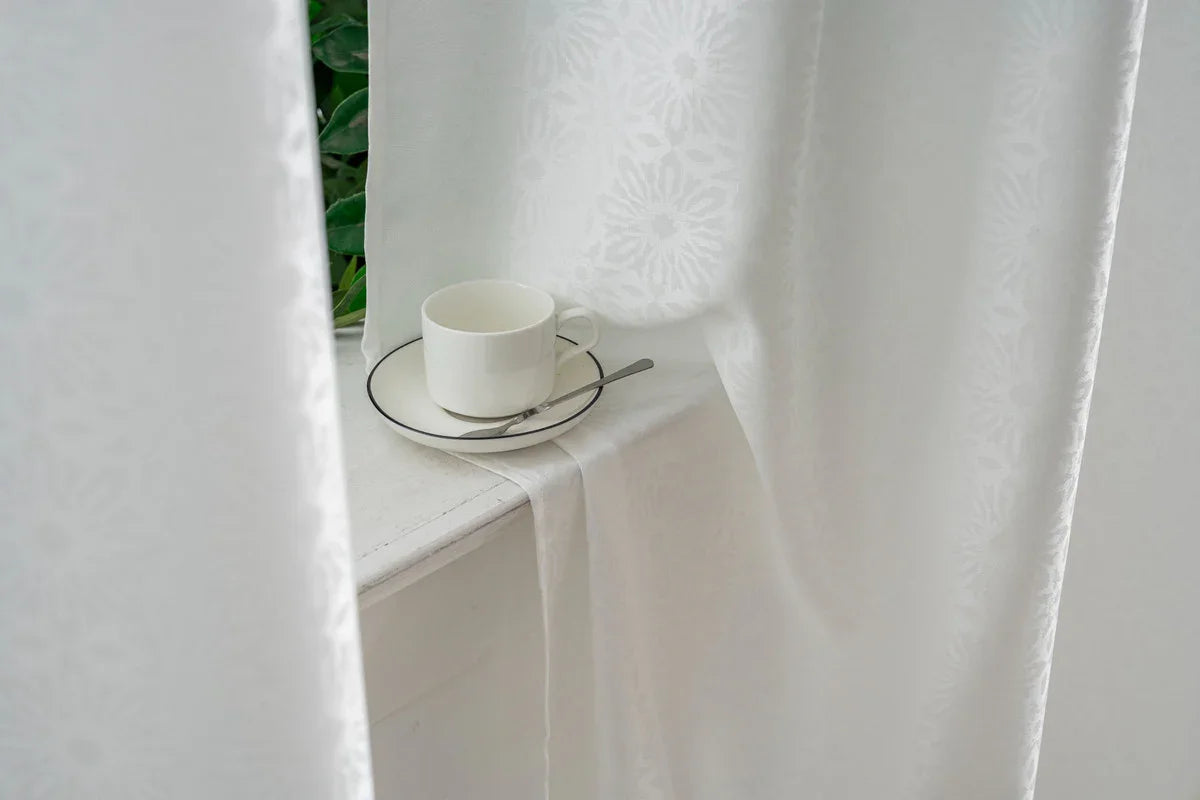 Cortina Opaca Jacquard Flores Branca 140x260CM-Individual - BOD HOME