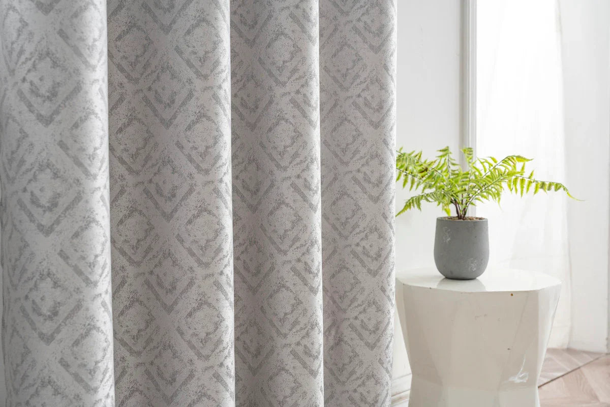 Cortina Opaca Jacquard Quadradas Cinza 140x260CM-Individual - BOD HOME