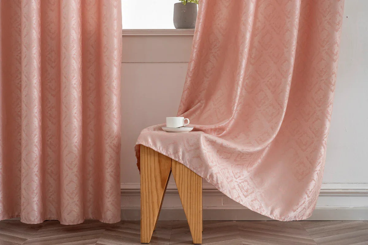 Cortina Opaca Jacquard Quadradas Cor-de-Rosa 140x260CM-Individual - BOD HOME