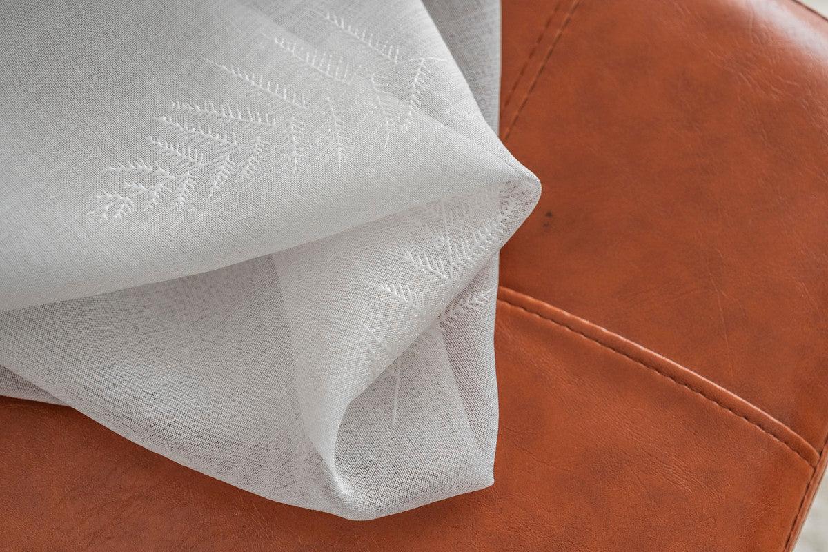 Cortina Estampada 3D Folhas Elegantes Branca 140x260CM-Individual - BOD HOME