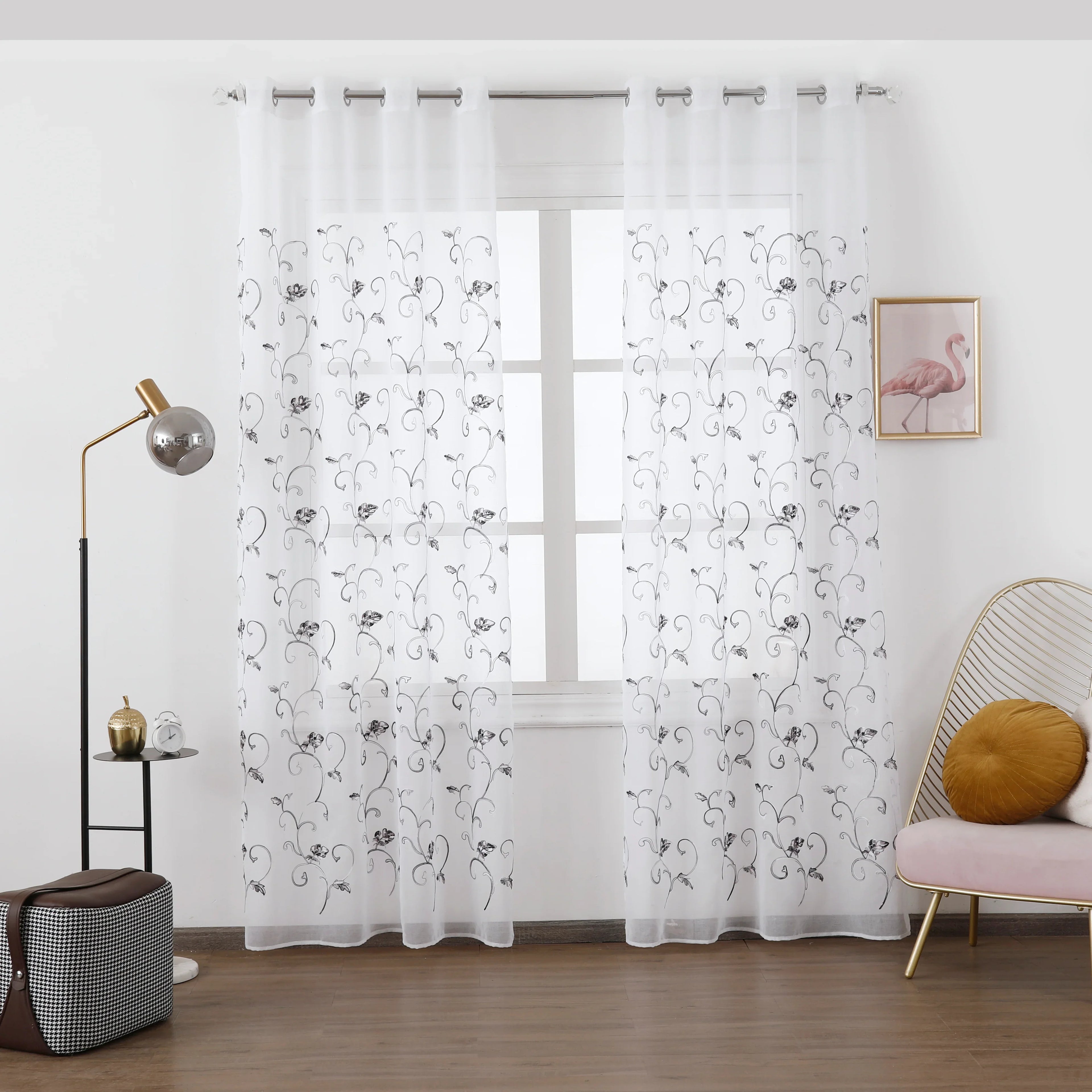 Cortina Transparente Bordada Com Folhas Pretas - Individual