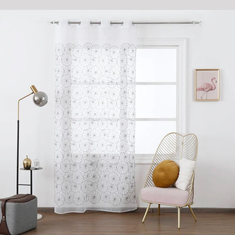 Cortina Transparente Bordada Com Flores Castanhas Escuras - Individual- BOD HOME