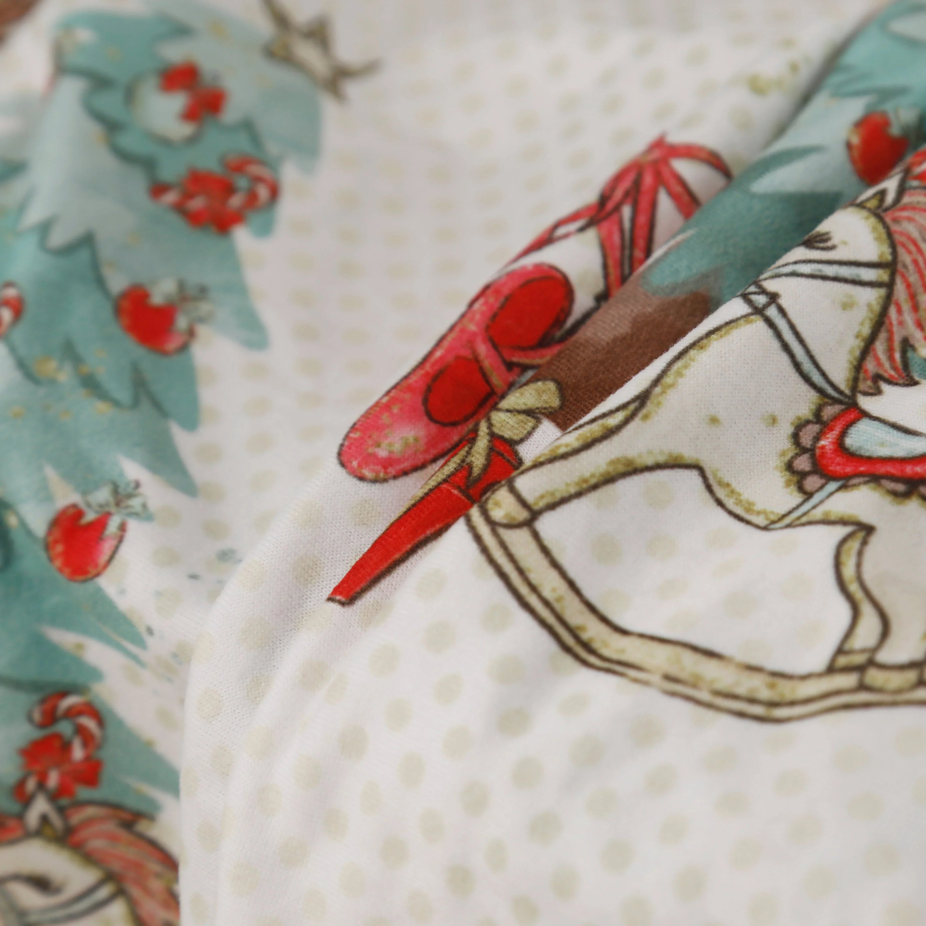DECORAÇÃO DE NATAL | CAPA DE CADEIRA TEMÁTICA DE NATAL BRANCO NEVE