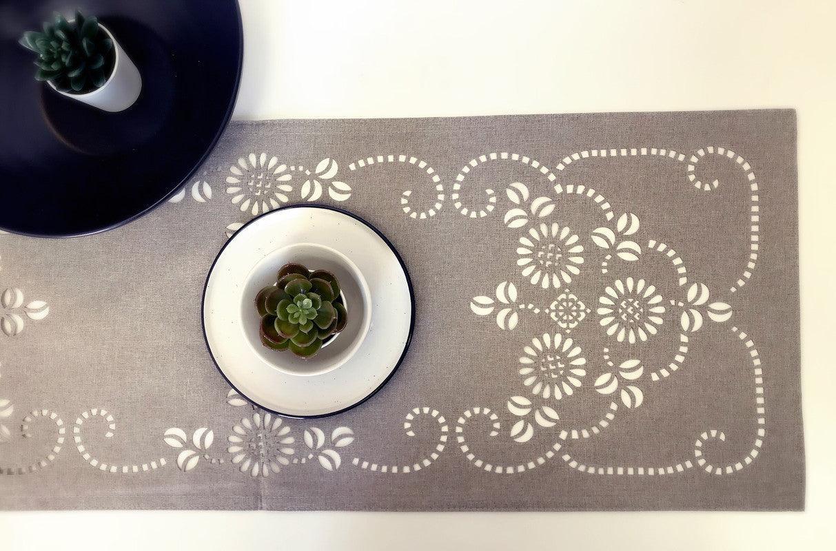 Individual de mesa vaziado floral 33*180cm - BOD HOME