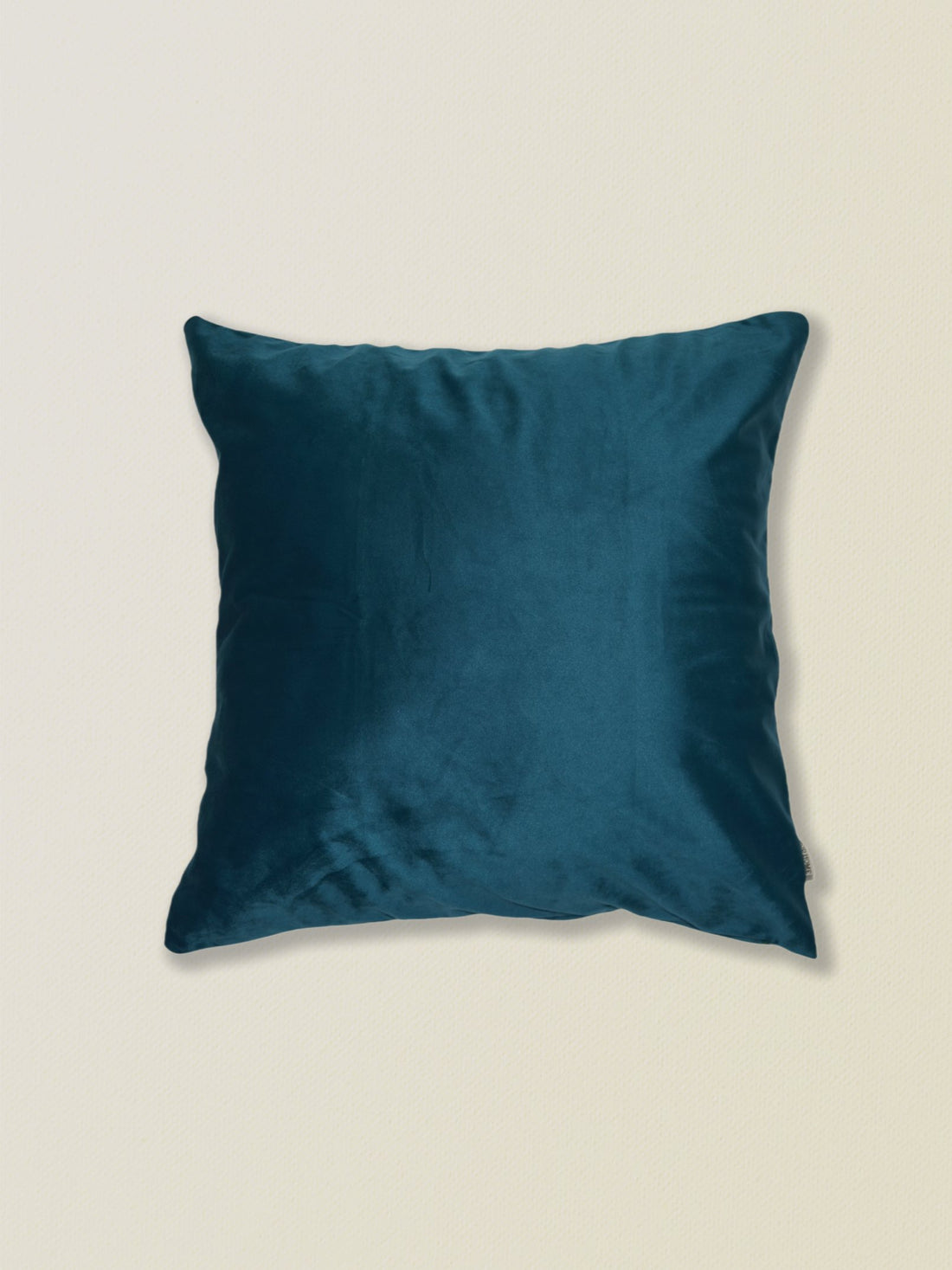 Tamaño aproximado de la funda de cojín de terciopelo verde: 45*45 cm.
