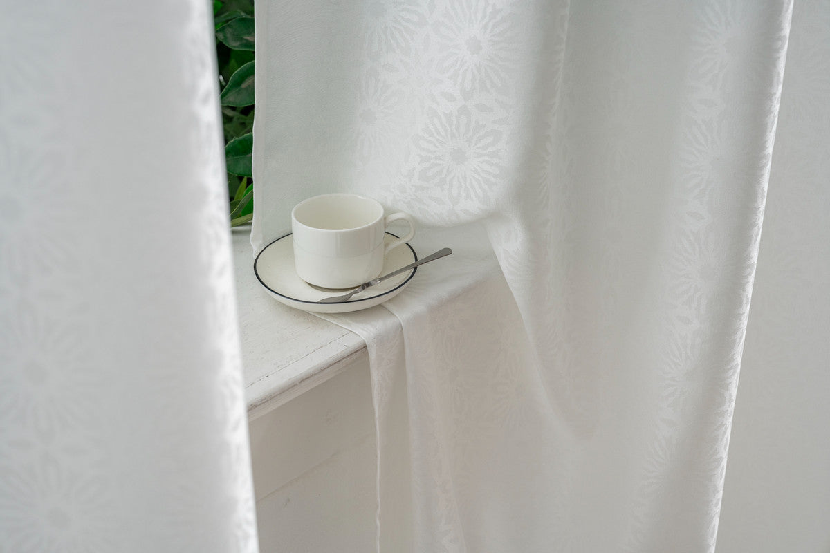Cortina Opaca Jacquard Flores Branca 140x260CM-Individual - BOD HOME
