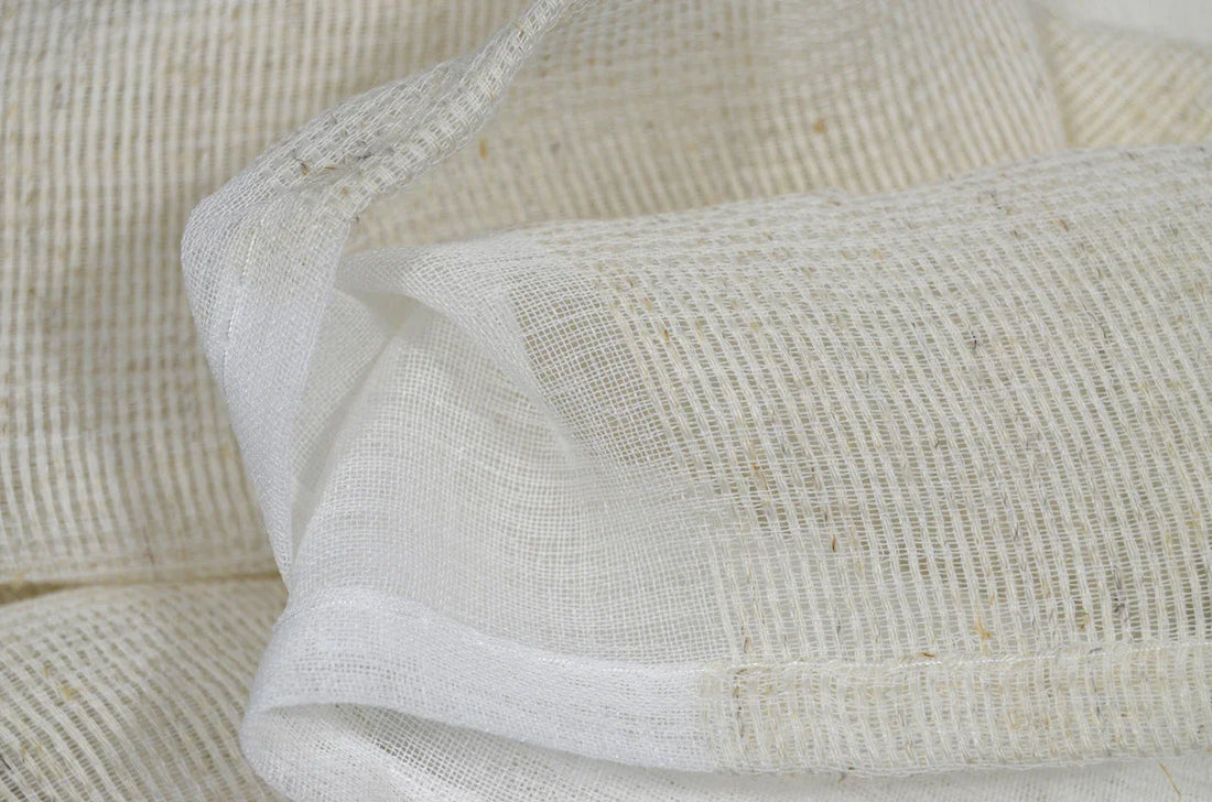 Cortina em Tecido de Linho Branca com Detalhes 140x260cm-Individual - BOD HOME