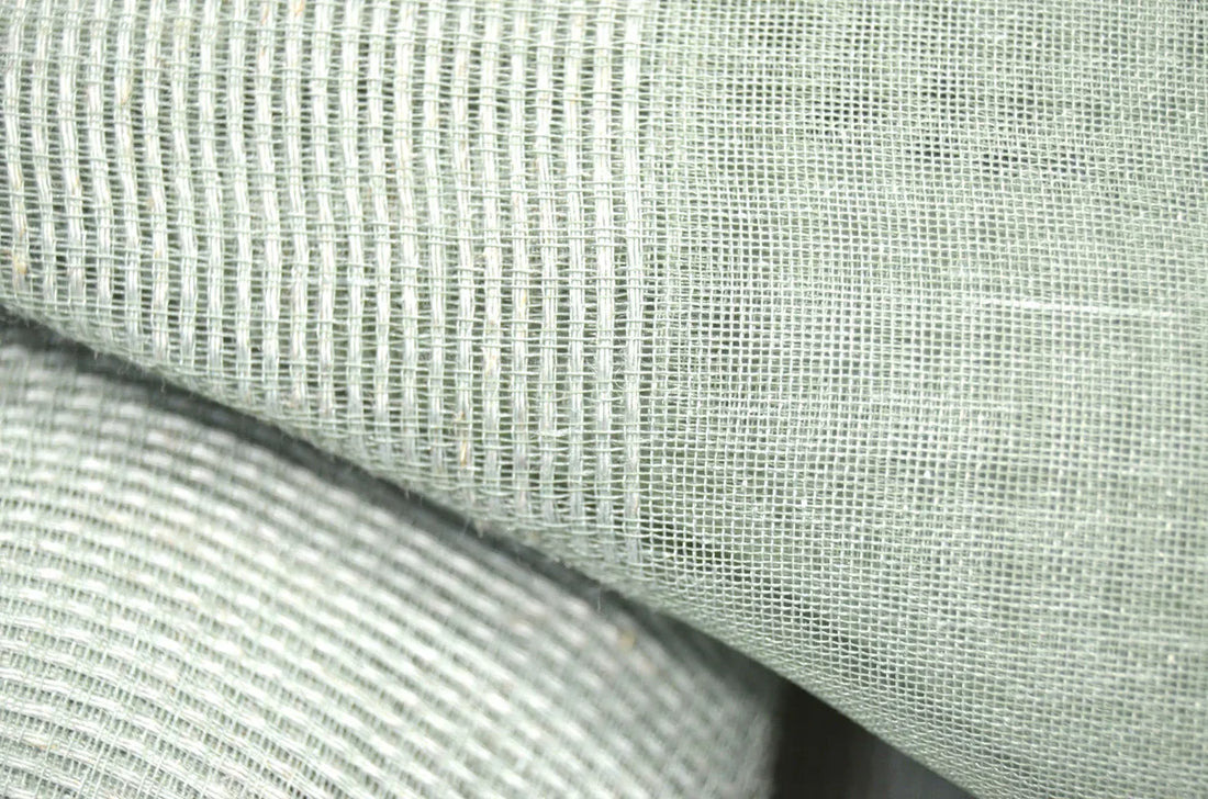 Cortina em Tecido de Linho Verde com Detalhes 140x260cm-Individual - BOD HOME