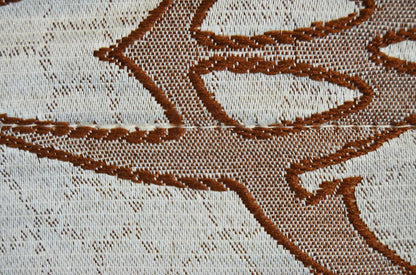Cortina Confecionada com Tecido Sólido Florido Sofisticado Castanho 140*260cm - BOD HOME