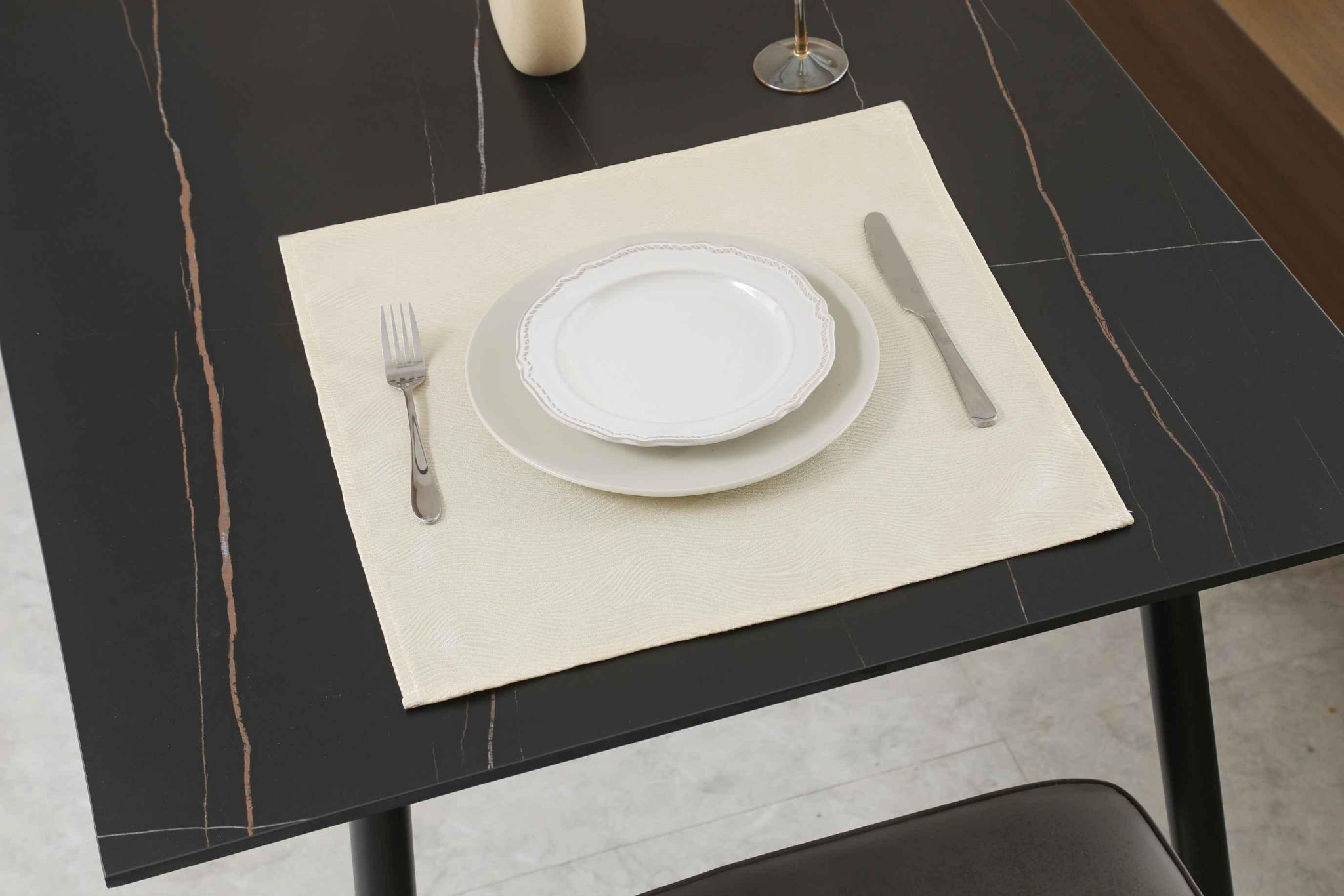 Toalha de mesa com padrão de onda bege - BOD HOME